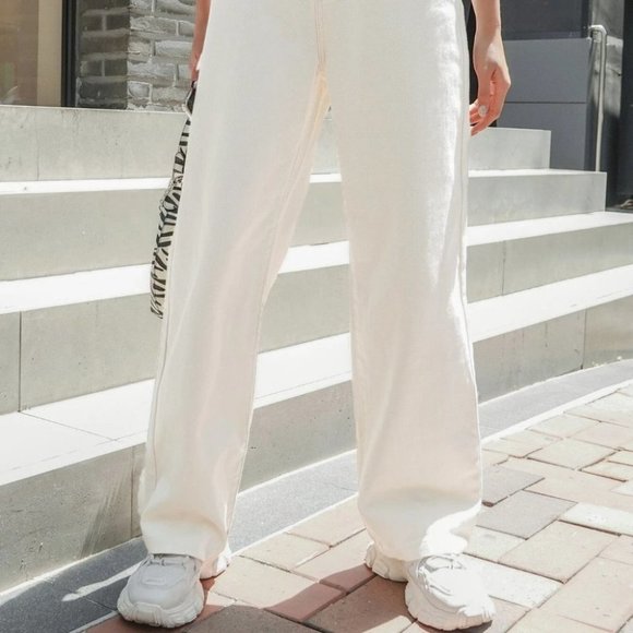 White Casual Womens Wide Leg Jeans - Picture 4 of 5